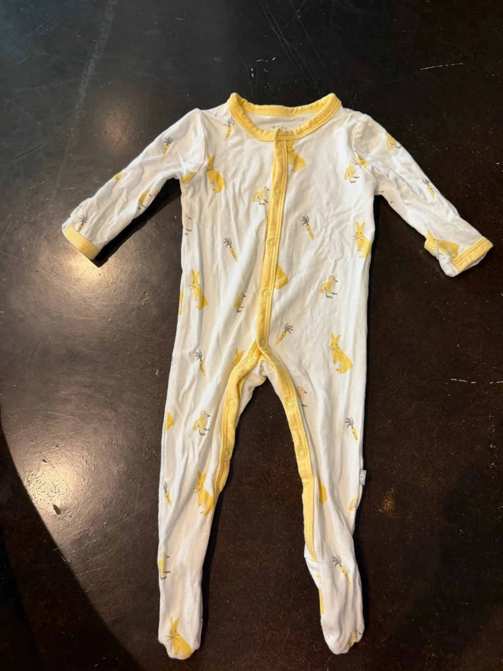 Kyte BABY White Footie with Yellow Animal Print